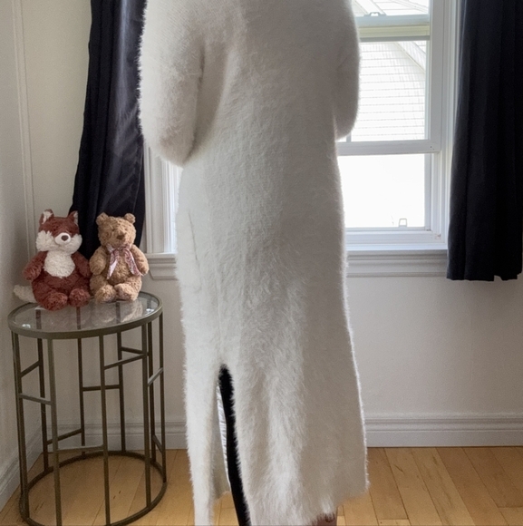 White Fuzzy Long Cardigan - Picture 3 of 3
